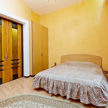 Apartment Deribasovskaya With Jacuzzi Odesa Exterior photo